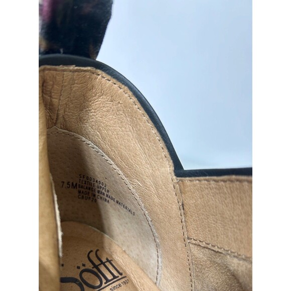 Sofft Tamela Women's size 7.5 Floral Boho Velvet Booties Ankle Boots Shoes - Picture 7 of 15